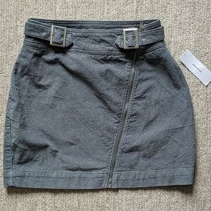 ✨NWT✨Blue corduroy zip front double buckle skirt